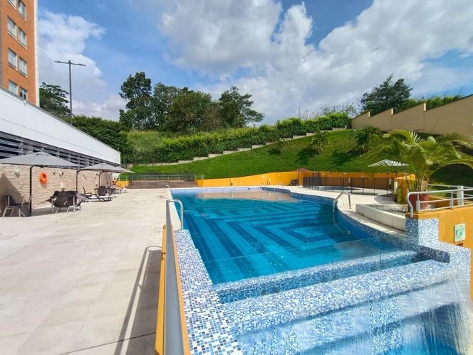 Apartamento de 3 alcobas en venta en Ruitoque Condominio, Floridablanca, 94 m² · foto 18 de 24