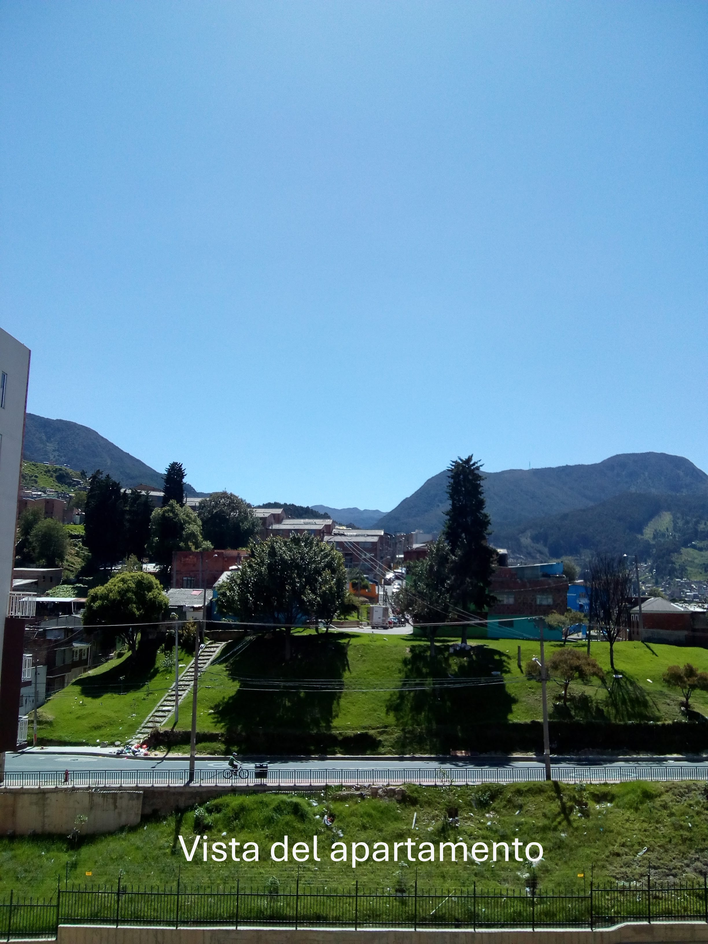 Apartamento en venta en Las Brisas, Bogotá · foto 2 de 20