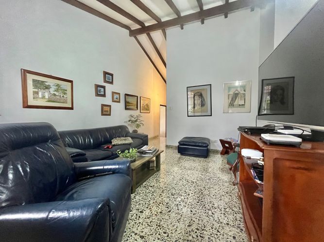 Casa de 4 alcobas en venta en Pance, Cali, 370 m² · foto 13 de 24