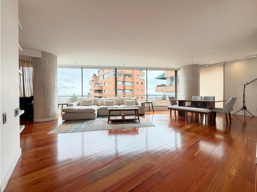 Apartamento en Arriendo en Los rosales, Bogotá