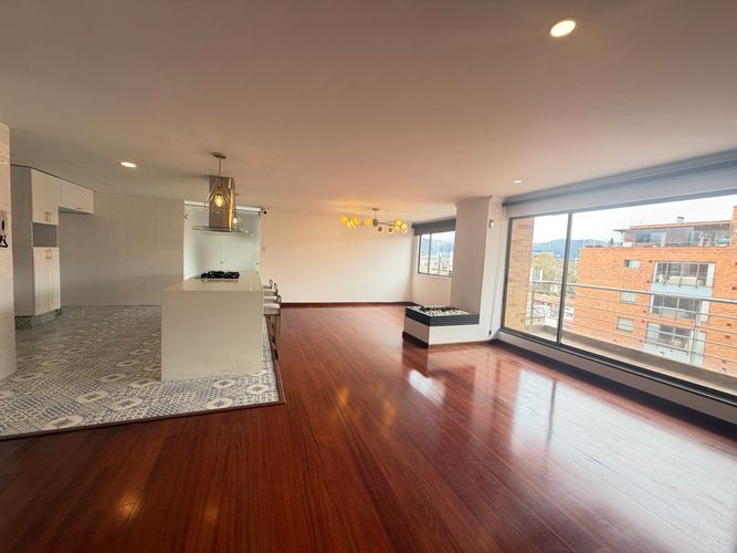 Apartamento en venta en Colina Campestre, Bogotá · foto 2 de 24