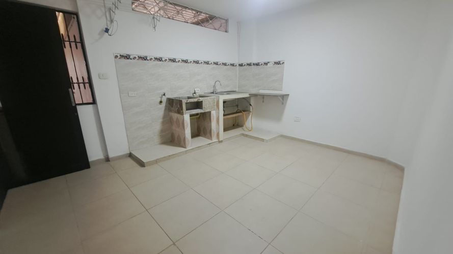 Apartaestudio en arriendo en Los Libertadores, Cali, 35 m² · foto 11 de 13