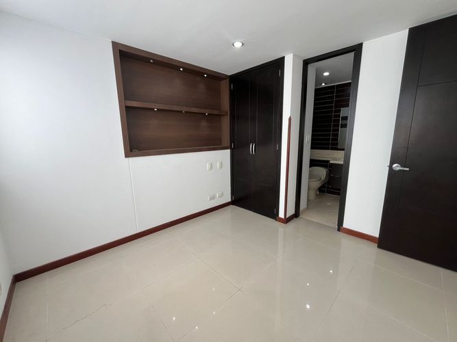 Apartamento de 2 alcobas en venta en Cabecera Del Llano, Bucaramanga, 70 m² · foto 8 de 19