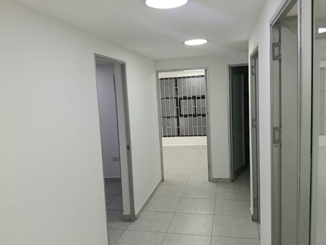 Local en arriendo en Linconl, Soacha, 200 m² · foto 4 de 14