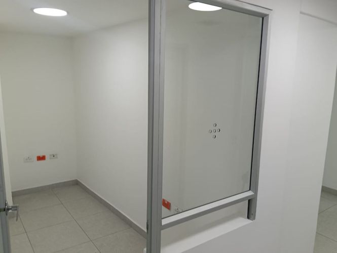 Local en arriendo en Linconl, Soacha, 200 m² · foto 11 de 14