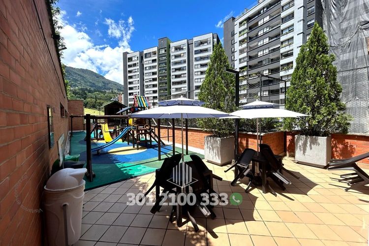 Apartamento de 3 alcobas en arriendo en Loma De Las Brujas, Envigado, 85 m² · foto 19 de 22