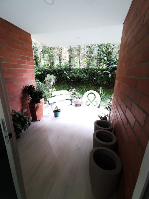 Casa de 5 alcobas en venta en Monteazul, Sabaneta, 696 m² · foto 6 de 9