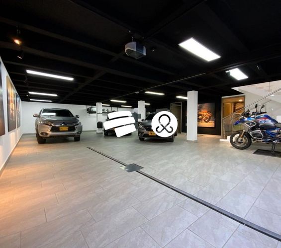 Casa de 5 alcobas en venta en Monteazul, Sabaneta, 696 m² · foto 8 de 9
