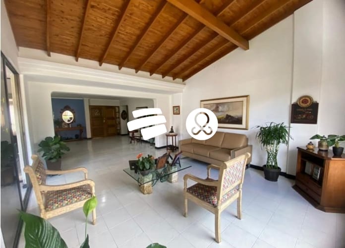Apartamento de 5 alcobas en venta en Las Lomas, Medellín, 270 m² · foto 4 de 5