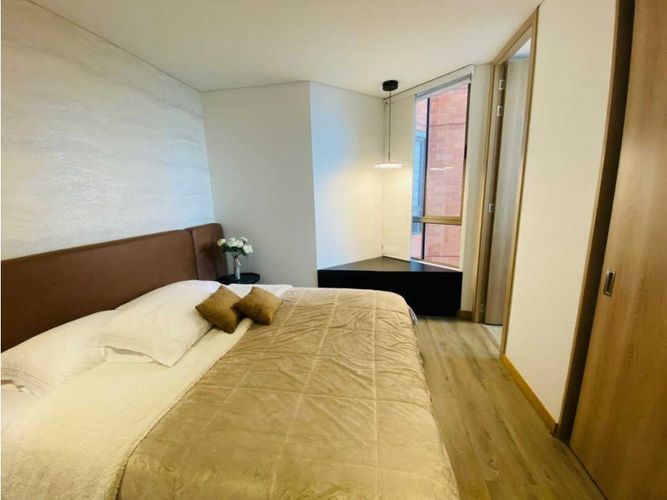 Apartamento de 3 alcobas en venta en El Tesoro, Medellín, 123 m² · foto 9 de 24