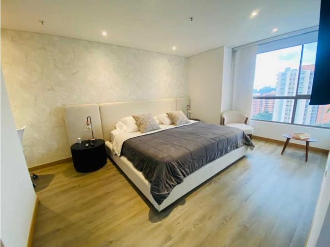 Apartamento de 3 alcobas en venta en El Tesoro, Medellín, 123 m² · foto 12 de 24