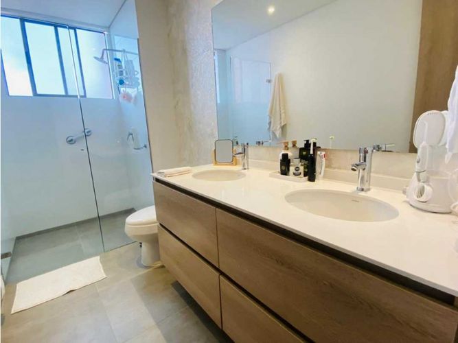 Apartamento de 3 alcobas en venta en El Tesoro, Medellín, 123 m² · foto 15 de 24