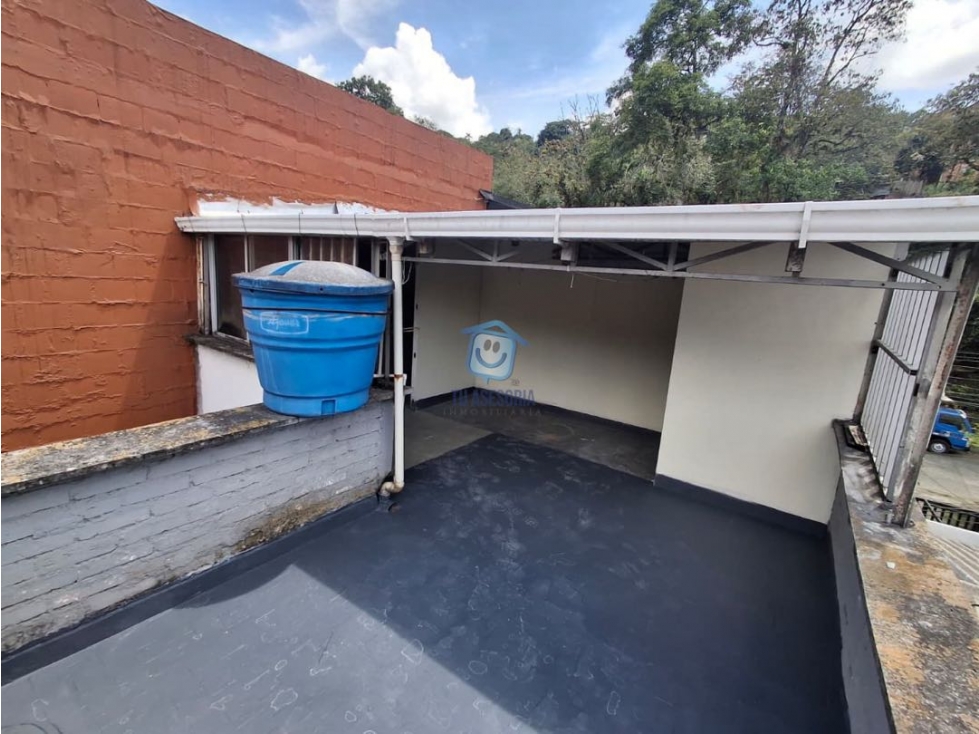 Casa en venta en El Poblado Ii Etapa, Pereira · foto 18 de 24