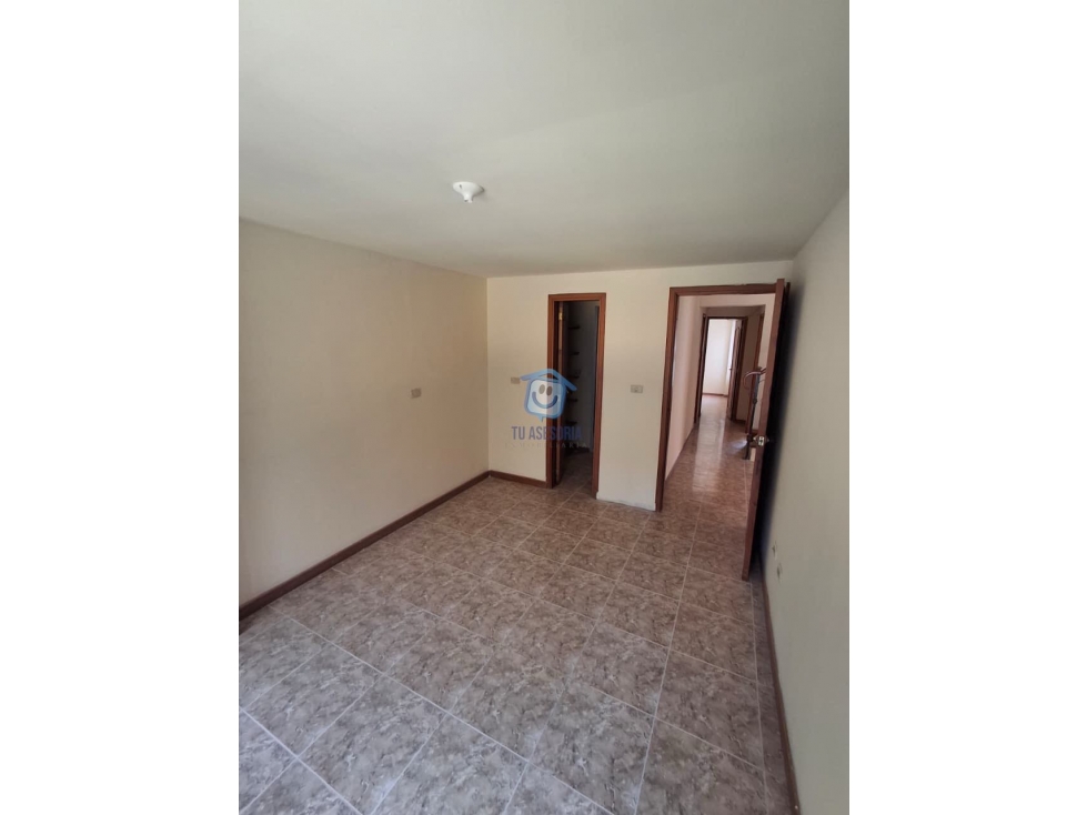Casa en venta en El Poblado Ii Etapa, Pereira · foto 19 de 24