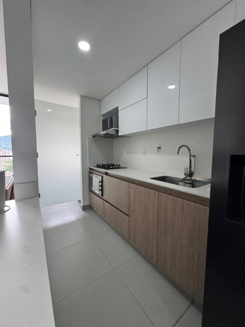 Apartamento en venta en Señorial, Envigado · foto 4 de 16