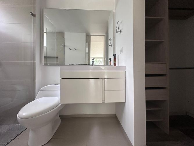 Apartamento de 1 alcoba en arriendo en El Poblado, Medellín, 53 m² · foto 15 de 16
