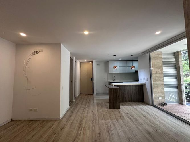 Apartamento de 1 alcoba en arriendo en El Poblado, Medellín, 53 m² · foto 5 de 16