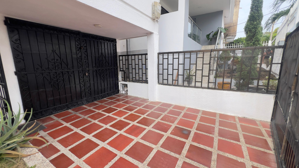Casa en arriendo en Ciudad Jardin, Barranquilla · foto 2 de 23