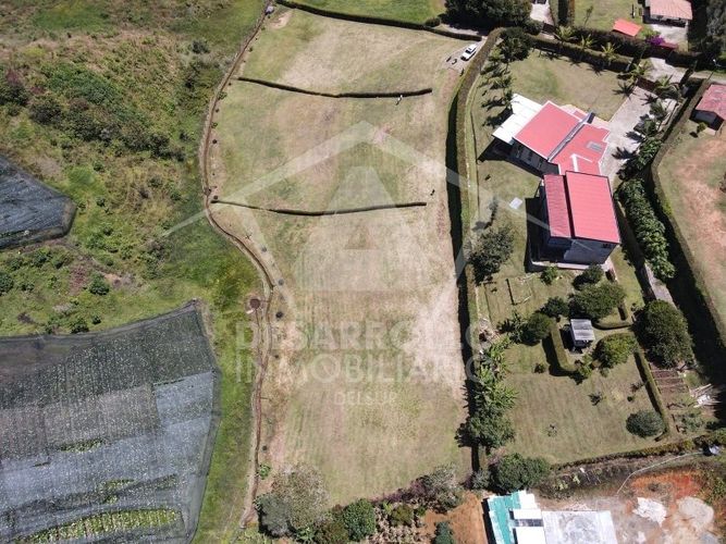 Lote en venta en Cristo Rey, El Carmen de Viboral, 2280 m² · foto 3 de 6