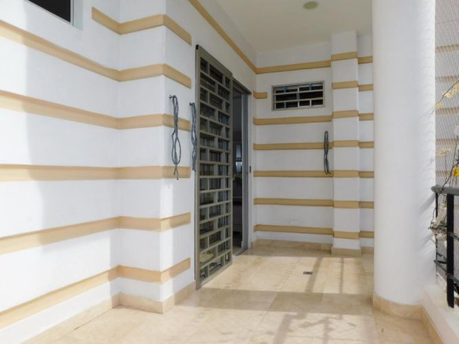 Apartamento de 3 alcobas en venta en Altos Del Prado, Barranquilla, 124 m² · foto 8 de 24