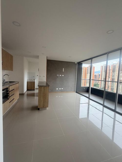 Apartamento de 2 alcobas en venta en San Remo, Sabaneta, 65 m² · foto 11 de 12
