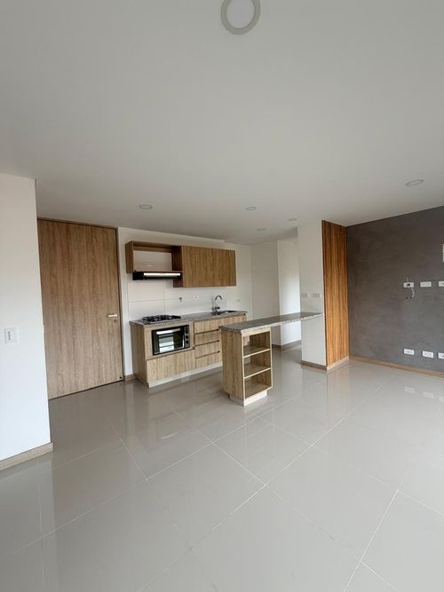 Apartamento de 2 alcobas en venta en San Remo, Sabaneta, 65 m² · foto 12 de 12