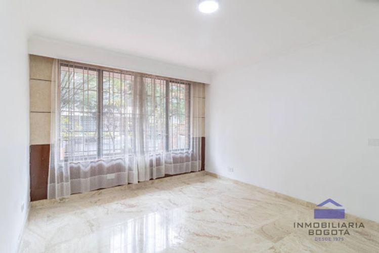 Apartamento de 2 alcobas en arriendo en Chico, Bogotá, 125 m² · foto 5 de 19