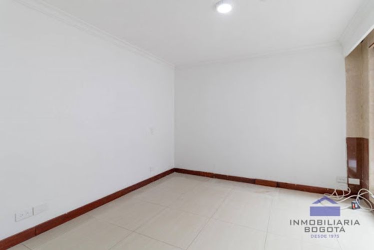 Apartamento de 2 alcobas en arriendo en Chico, Bogotá, 125 m² · foto 10 de 19