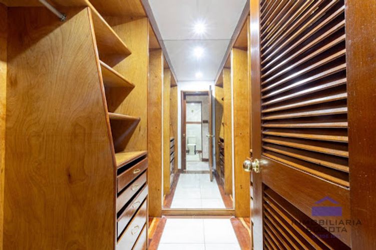 Apartamento de 2 alcobas en arriendo en Chico, Bogotá, 125 m² · foto 18 de 19