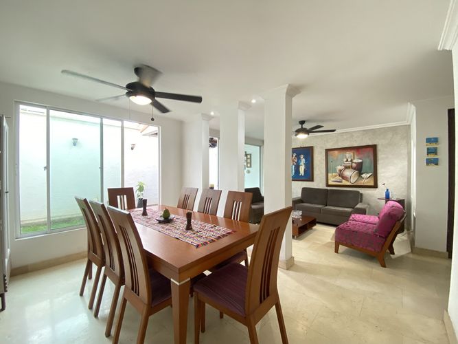Casa de 3 alcobas en venta en Cr.La Castellana, Barranquilla, 200 m² · foto 8 de 24