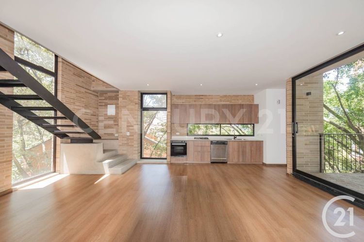 Apartamento de 1 alcoba en arriendo en Lalinde, Medellín, 110 m² · foto 2 de 13