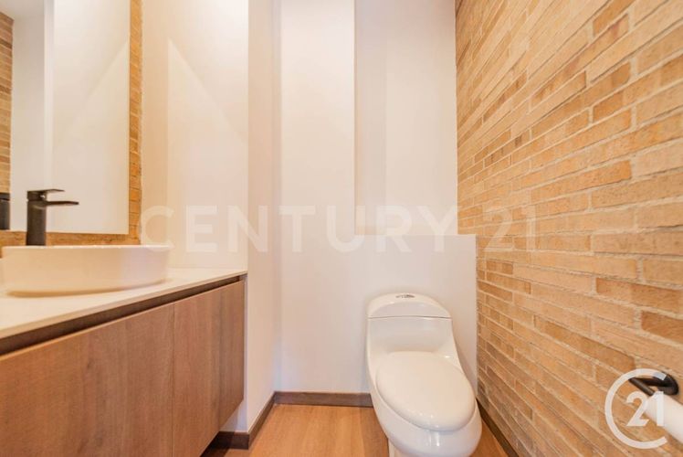 Apartamento de 1 alcoba en arriendo en Lalinde, Medellín, 110 m² · foto 10 de 13