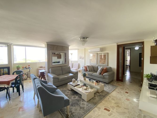Apartamento en venta en Altos Del Prado, Barranquilla · foto 3 de 24