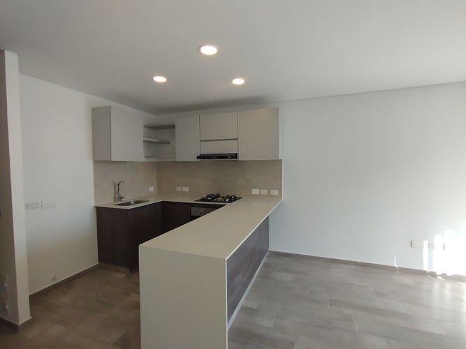 Apartamento en venta en Cr.La Castellana, Barranquilla · foto 4 de 24