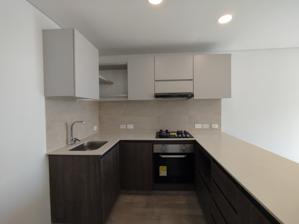 Apartamento en venta en Cr.La Castellana, Barranquilla · foto 6 de 24