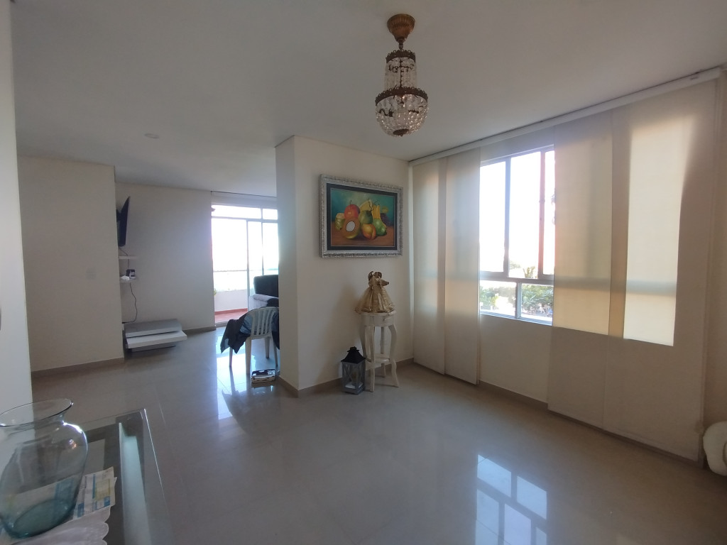 Apartamento en arriendo en La Campiña, Barranquilla · foto 3 de 18