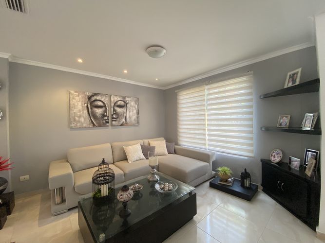 Casa de 4 alcobas en venta en Cr.La Castellana, Barranquilla, 212 m² · foto 3 de 24