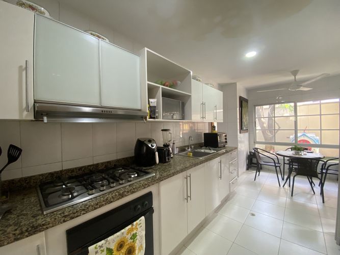 Casa de 4 alcobas en venta en Cr.La Castellana, Barranquilla, 212 m² · foto 11 de 24