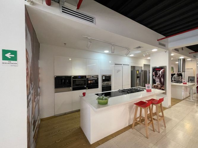 Edificio en venta en Paraiso, Barranquilla, 1106 m² · foto 3 de 8