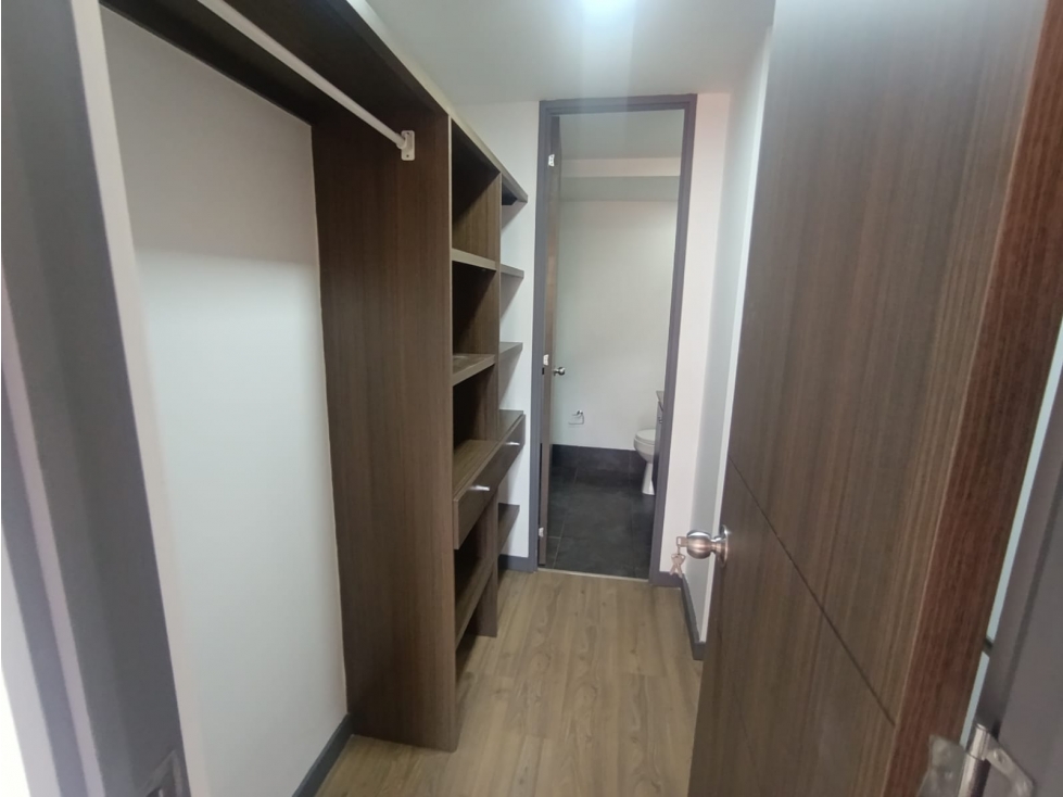 Apartamento en arriendo en Cumbres, Envigado · foto 8 de 12