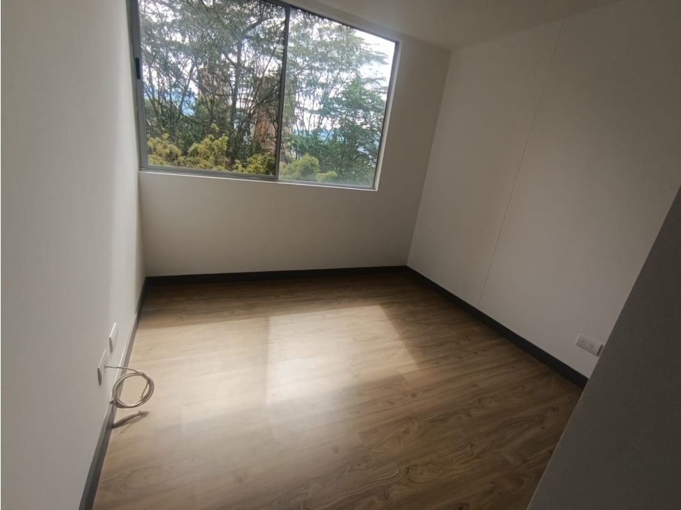Apartamento en arriendo en Cumbres, Envigado · foto 9 de 12