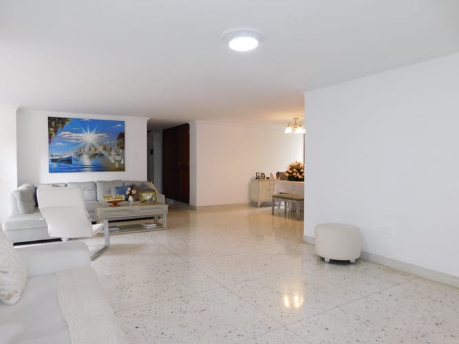 Apartamento de 3 alcobas en venta en Altos Del Prado, Barranquilla, 179 m² · foto 2 de 19