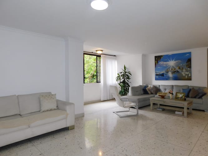 Apartamento de 3 alcobas en venta en Altos Del Prado, Barranquilla, 179 m² · foto 3 de 19