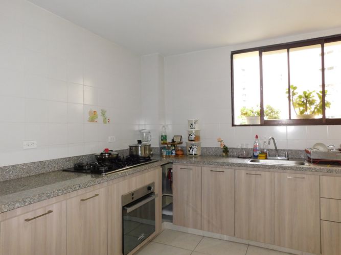 Apartamento de 3 alcobas en venta en Altos Del Prado, Barranquilla, 179 m² · foto 18 de 19