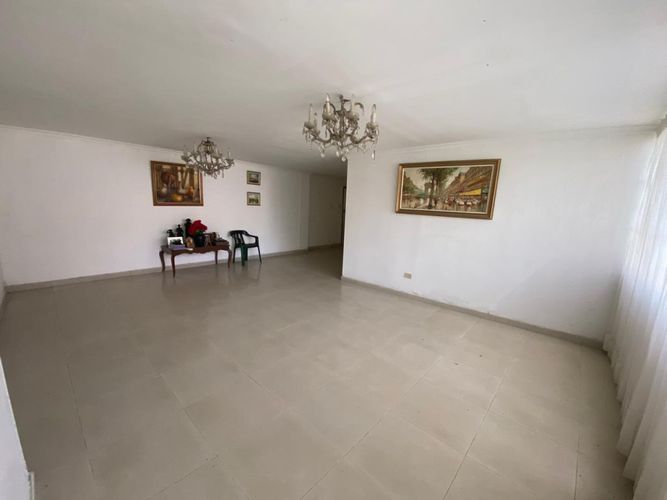 Apartamento de 3 alcobas en venta en Altos Del Prado, Barranquilla, 143 m² · foto 2 de 12