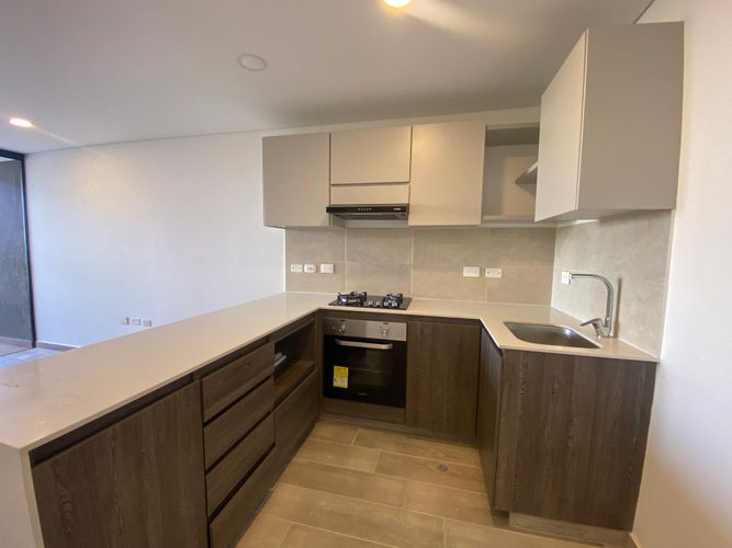 Apartamento de 3 alcobas en venta en Cr.La Castellana, Barranquilla, 82 m² · foto 3 de 14