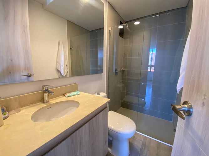 Apartamento de 3 alcobas en venta en Cr.La Castellana, Barranquilla, 82 m² · foto 7 de 14