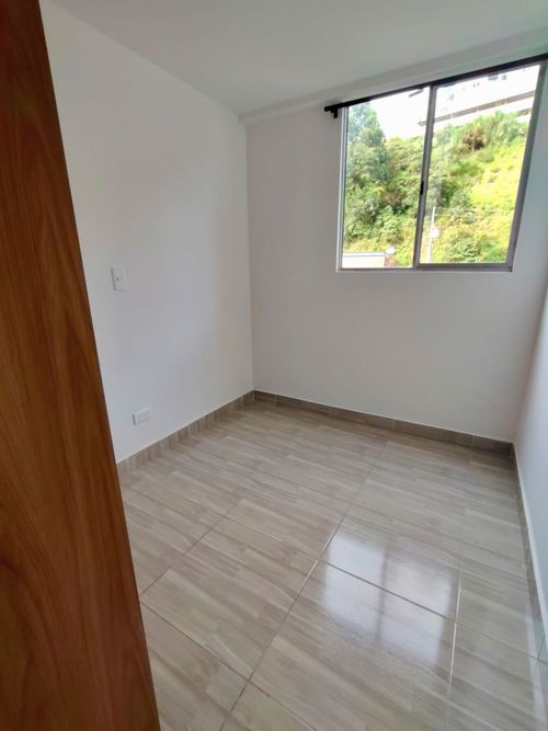 Apartamento de 3 alcobas en venta en Urbanizacion Santa Anita, Sabaneta, 56 m² · foto 5 de 18