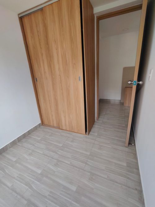 Apartamento de 3 alcobas en venta en Urbanizacion Santa Anita, Sabaneta, 56 m² · foto 8 de 18