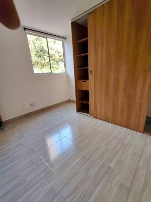 Apartamento de 3 alcobas en venta en Urbanizacion Santa Anita, Sabaneta, 56 m² · foto 11 de 18